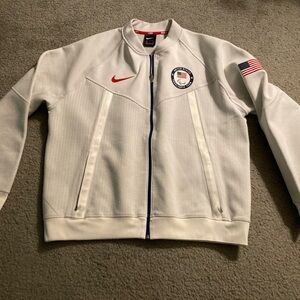Men’s XL Nike Paralympic USA team jacket